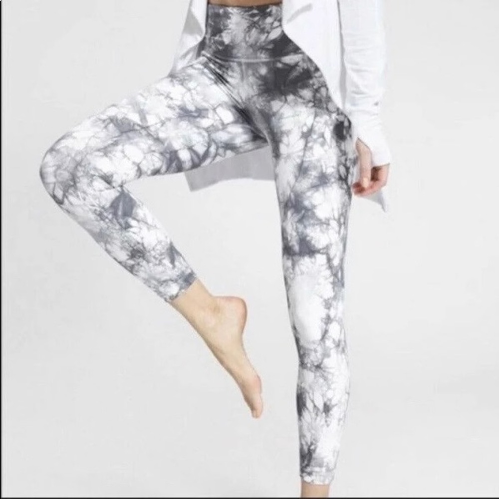 Athlete Grey and White dyed leggings